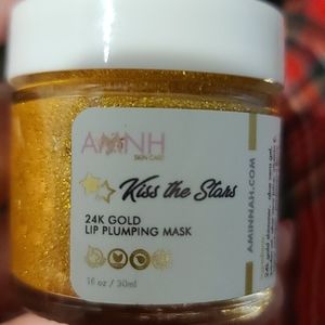 AMNH 24k gold lip pumping mask